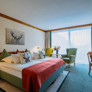 Superior Zimmer mit Kingsize-Bett